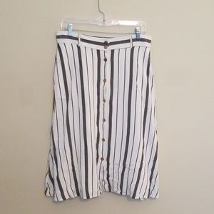 LOFT High-waisted Snap Front Skirt